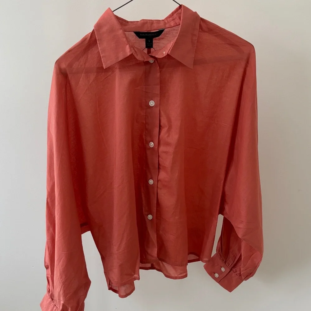 Banana Republic Coral Button-Front Puff Sleeve Blouse